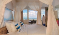 Bedroom with Sea View - Beach Club Villa Bali - Canggu, Bali