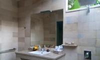 Bathroom with Mirror and Shower - Esha Seminyak - Seminyak, Bali