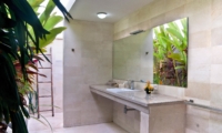 En-Suite Bathroom - Esha Seminyak - Seminyak, Bali