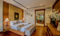 Bedroom with Wooden Floor - Freedom Villa - Seminyak, Bali