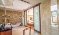 Romantic Bathtub Set Up - Freedom Villa - Seminyak, Bali