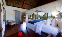 Bedroom with Wooden Floor - Impiana Cemagi - Seseh, Bali