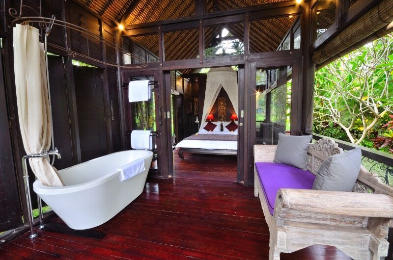 Bedroom with Bathtub - Jendela Di Bali - Gianyar, Bali