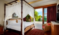 Bedroom and Balcony - Niconico Mansion - Seminyak, Bali