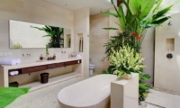En-Suite Bathroom - Nyaman Villas - Seminyak, Bali