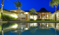 Pool Bale - Sahana Villas - Seminyak, Bali