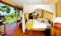 Bedroom with TV - The Longhouse - Jimbaran, Bali