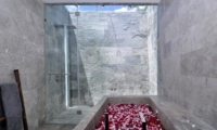 Romantic Bathtub Set Up - Villa Ashoka - Canggu, Bali