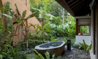 Outdoor Bathtub - Villa Atacaya - Seseh, Bali