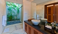 Bathroom with Mirror - Villa Darma - Seminyak, Bali