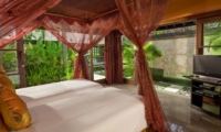 Twin Bedroom with TV - Villa Pushpapuri - Sanur, Bali