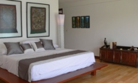 Bedroom with Lamp - Villa Blanca - Candidasa, Bali