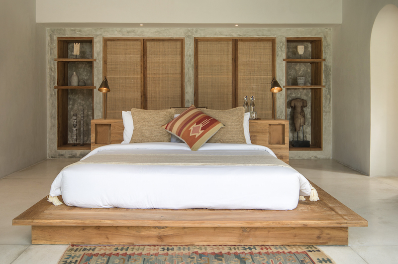 Bedroom with Side Lamps - Villa Massilia Dua - Seminyak, Bali