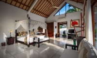 Bedroom with TV - Villa Noa - Seminyak, Bali