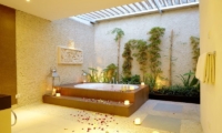 Semi Open Bathtub - Villa Seriska Dua Sanur - Sanur, Bali