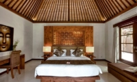 Bedroom with Study Table - Villa Seriska Satu Sanur - Sanur, Bali