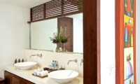 His and Hers Bathroom with Mirror - Villa Seriska Satu Sanur - Sanur, Bali