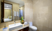 Bathroom with Mirror - Villa Sophia Legian - Legian, Bali