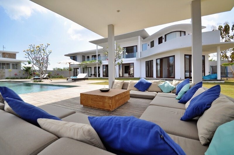 Pool Side Lounge - Villa Balangan Sunset - Uluwatu, Bali