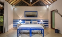 Bedroom with Seating Area - Casa Del Mar - Nusa Lembongan, Bali