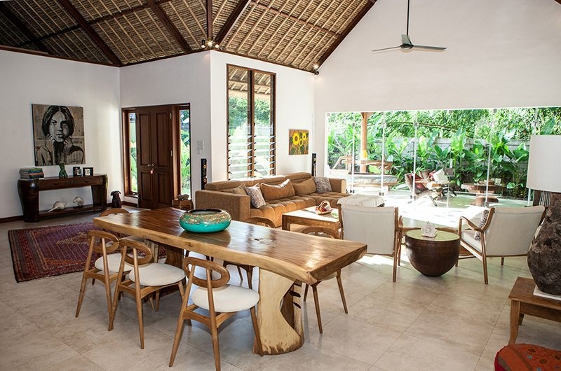 Living and Dining Area with View - Castaway - Nusa Lembongan, Bali