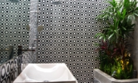 Bathroom with Shower - Esha Seminyak 2 - Seminyak, Bali