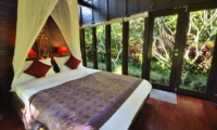 Bedroom with Wooden Floor - Jendela Di Bali - Gianyar, Bali
