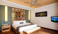Bedroom with TV - Maca Villas - Seminyak, Bali