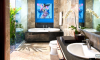 En-Suite Bathroom with Bathtub - Mahagiri Sanur - Sanur, Bali