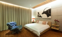 Bedroom with Seating Area - Nazeki Villa - Uluwatu, Bali
