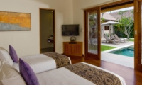 Twin Bedroom with Pool View - Saba Villas Bali - Canggu, Bali