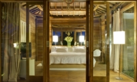 Bedroom with Wooden Floor - Sahana Villas - Seminyak, Bali