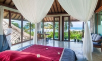 Bedroom with Sea View - Shalimar Villas - Seseh, Bali
