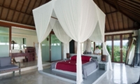 Bedroom and Bathroom - Shalimar Villas - Seseh, Bali