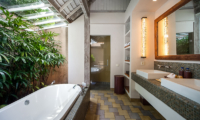 Bathroom with Bathtub - Space At Bali - Seminyak, Bali