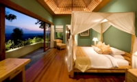 Bedroom with Wooden Floor - The Longhouse - Jimbaran, Bali