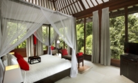 Four Poster Bed with Seating Area - The Sanctuary Bali - Canggu, Bali