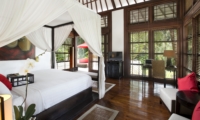 Four Poster Bed with Wooden Floor - The Sanctuary Bali - Canggu, Bali