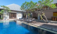 Swimming Pool - The Wolas Villas - Seminyak, Bali