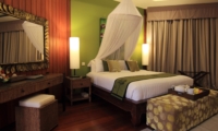 Bedroom with Breakfast and Dressing Area - Umah Di Sawah - Canggu, Bali