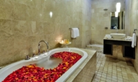 Romantic Bathtub Set Up - Villa Amala Residence - Seminyak, Bali