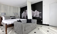 Bedroom with Seating Area - Villa Amore - Seminyak, Bali