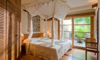 Bedroom with Mosquito Net - Villa Bali Bali - Umalas, Bali