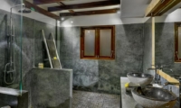 Bathroom with Shower - Villa Bibi - Kerobokan, Bali