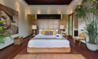 Bedroom with Wooden Floor - Villa Eshara - Seminyak, Bali
