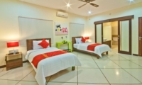 Twin Bedroom and Bathroom - Villa Gading - Seminyak, Bali