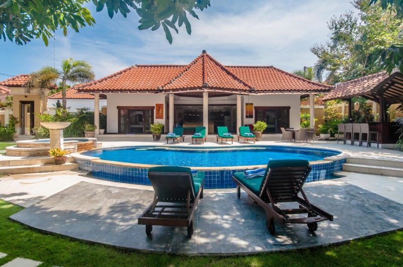 Pool Side Loungers - Villa Ginger - Seminyak, Bali