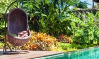 Pool Side Swing Chair - Villa Gita Ungasan - Ungasan, Bali