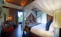 Bedroom and Balcony - Villa Hansa - Canggu, Bali