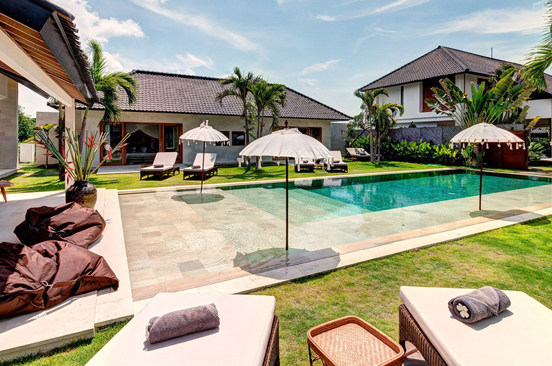 Gardens and Pool - Villa Iluh - Seminyak, Bali
